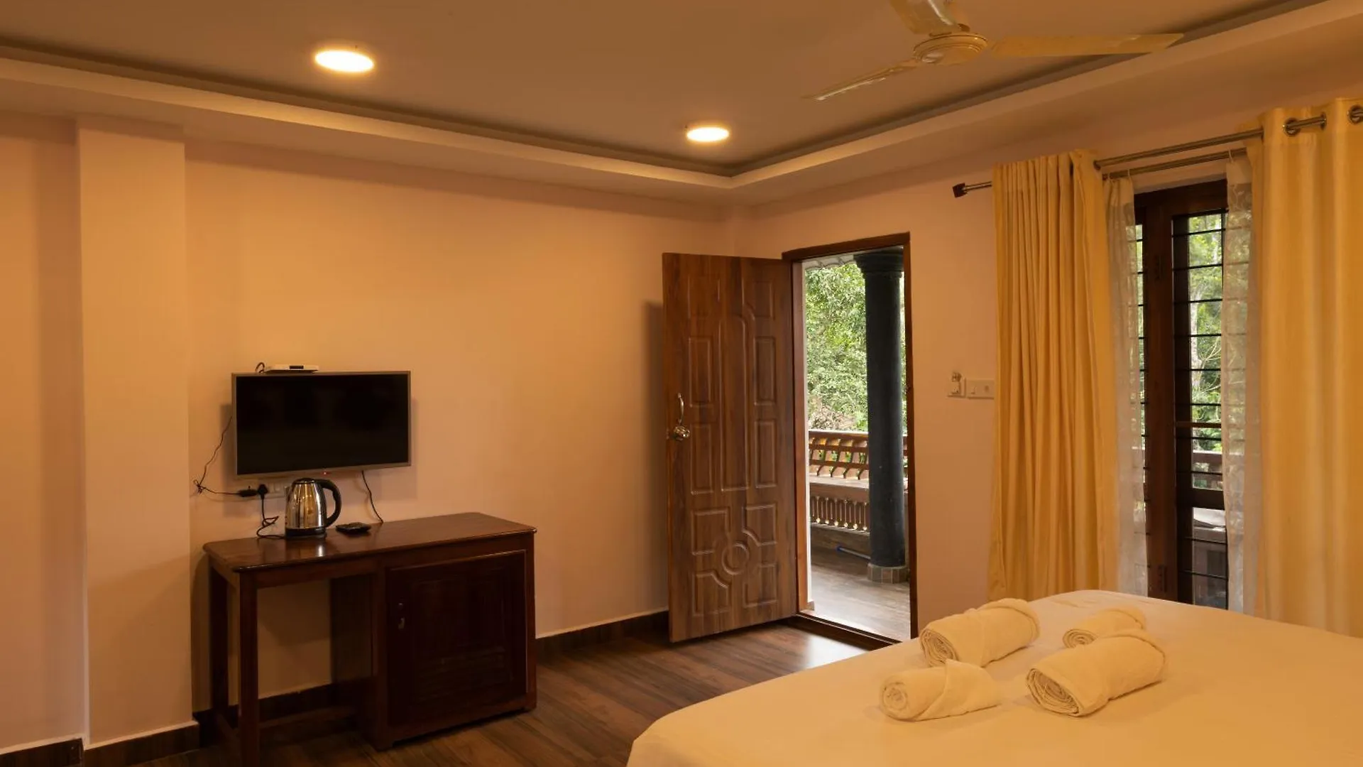 Resort Avadale Thekkady - Stag Groups Not Allowed Hotel India